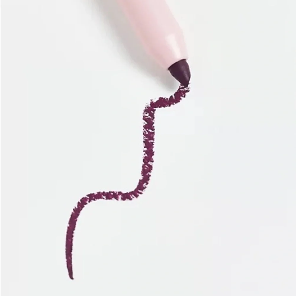 Too Faced “Queen Killer “ eyeliner new in box